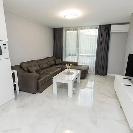 White Lux Appartement *