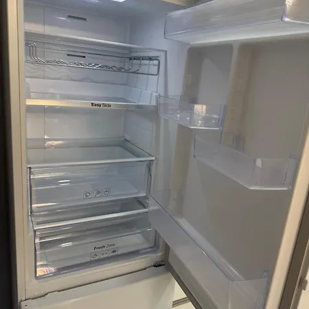 White Lux Lejlighed
