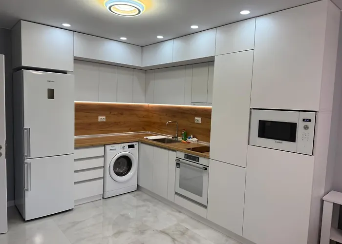 White Lux סנדנסקי